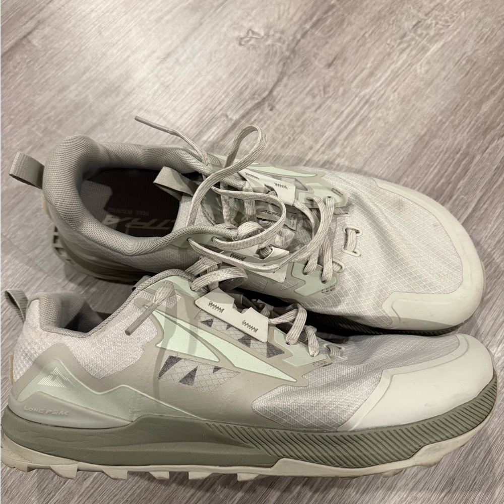 Altra Lone Peak 7